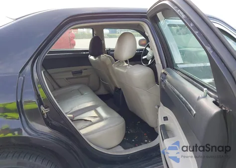 2006 Chrysler 300C z USA, uszkodzony, nr VIN 2C3KA63H16H450159